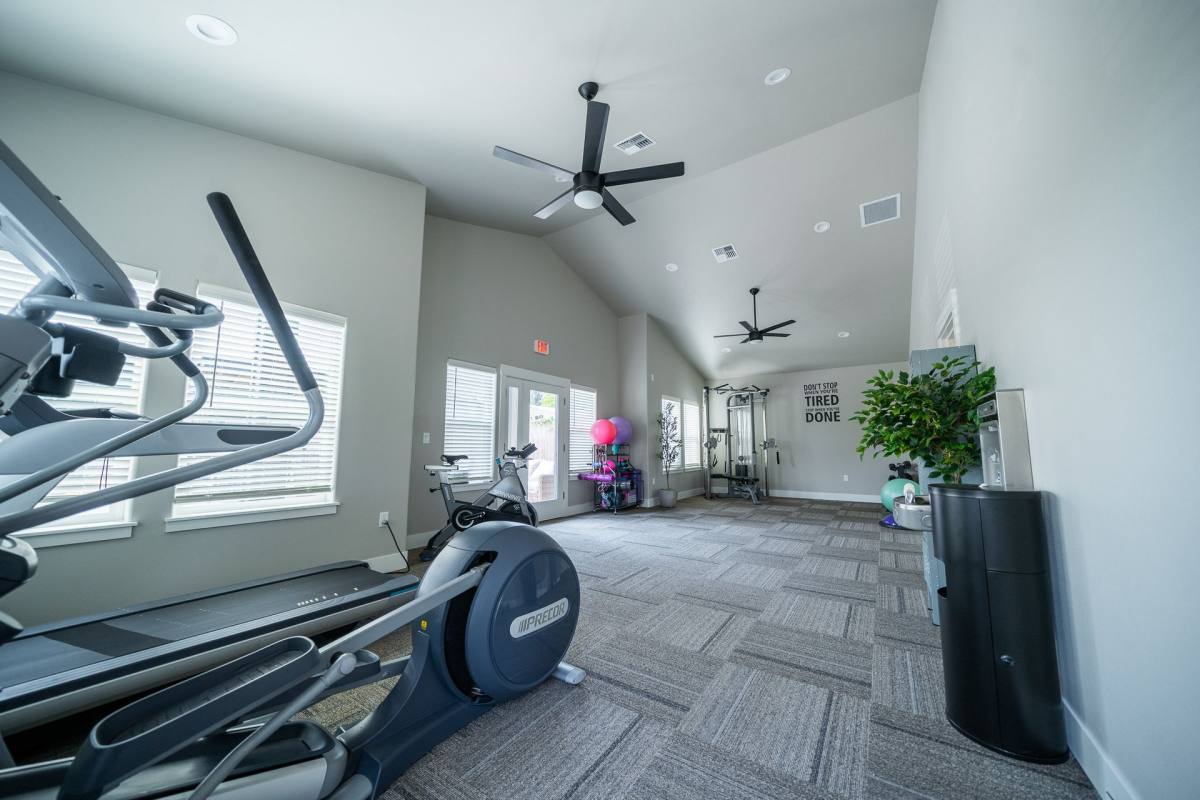 Apartment for rent at 4704 Center St NE, Salem, OR 97301