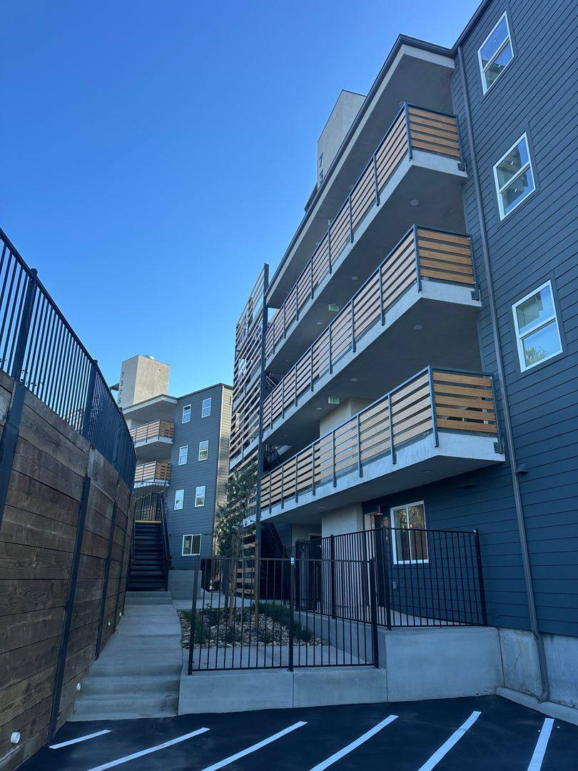Apartment for rent at 7385 Colony Dr, La Mesa, CA 91942