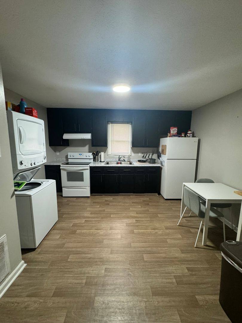 Apartment for rent at 170 Park Ridge Dr, Athens, GA 30605