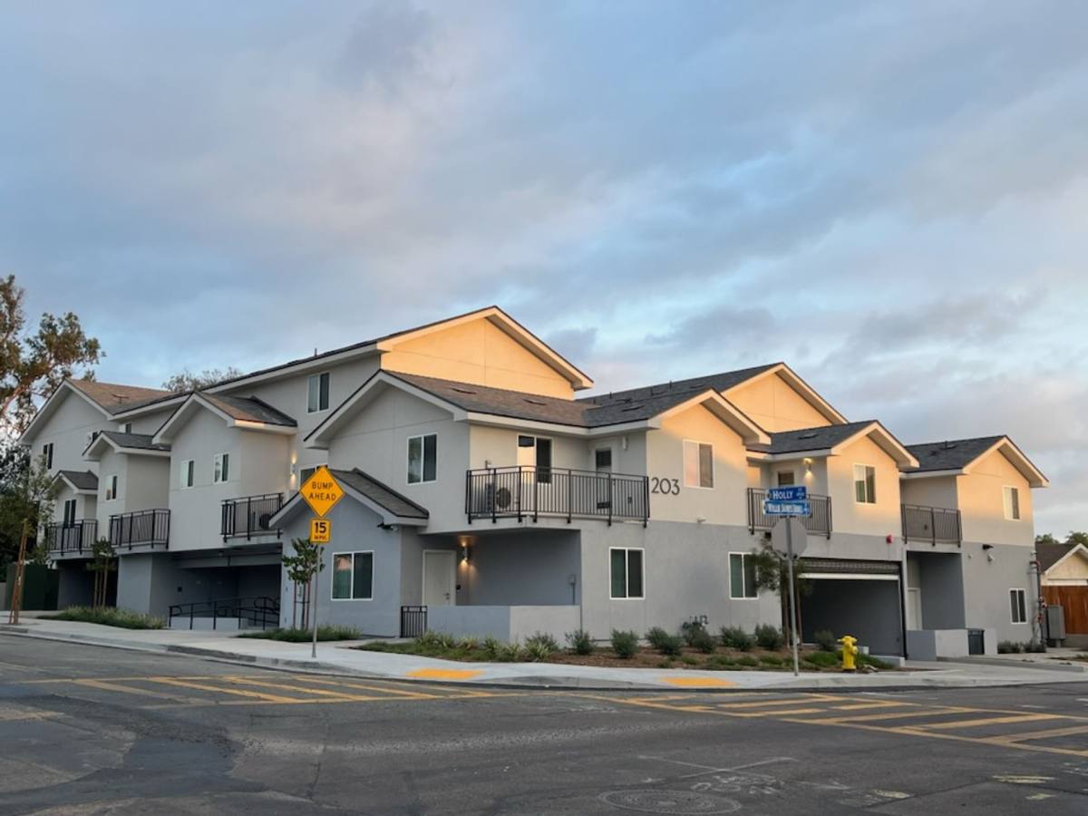 Apartment for rent at 203 S Willie James Jones Ave, San Diego, CA 92113