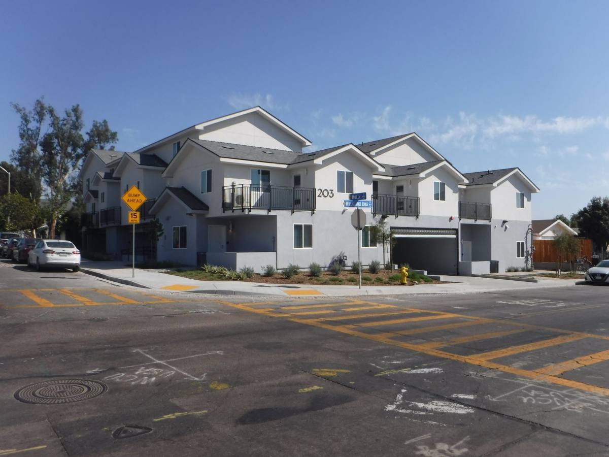 Apartment for rent at 203 S Willie James Jones Ave, San Diego, CA 92113
