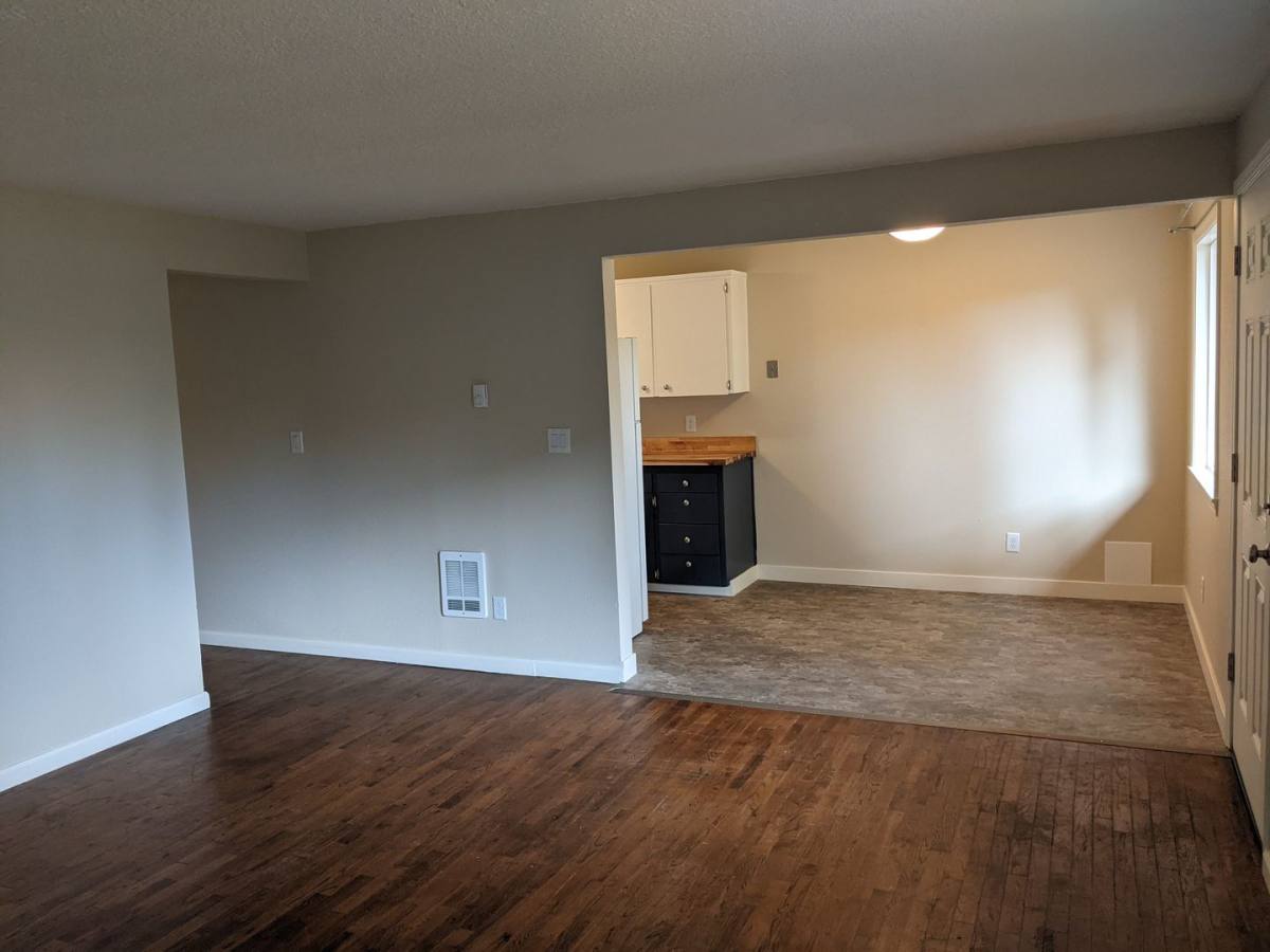 Apartment for rent at 208 SE 98th Ave, Vancouver, WA 98664