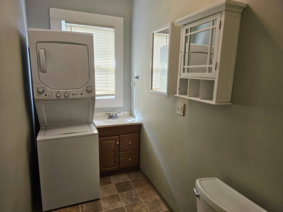 Apartment for rent at 2004 Adams Ave, La Grande, OR 97850