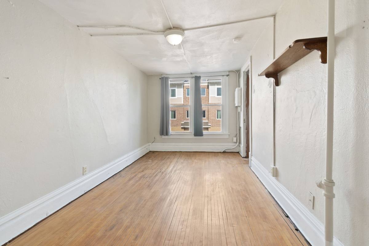 Apartment for rent at 2020 1 2 College St, Cedar Falls, IA 50613
