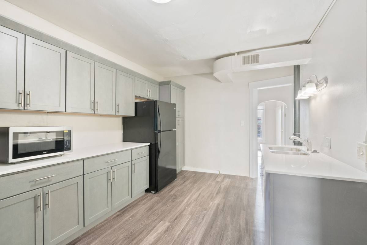Apartment for rent at 2022 1 2 College St, Cedar Falls, IA 50613