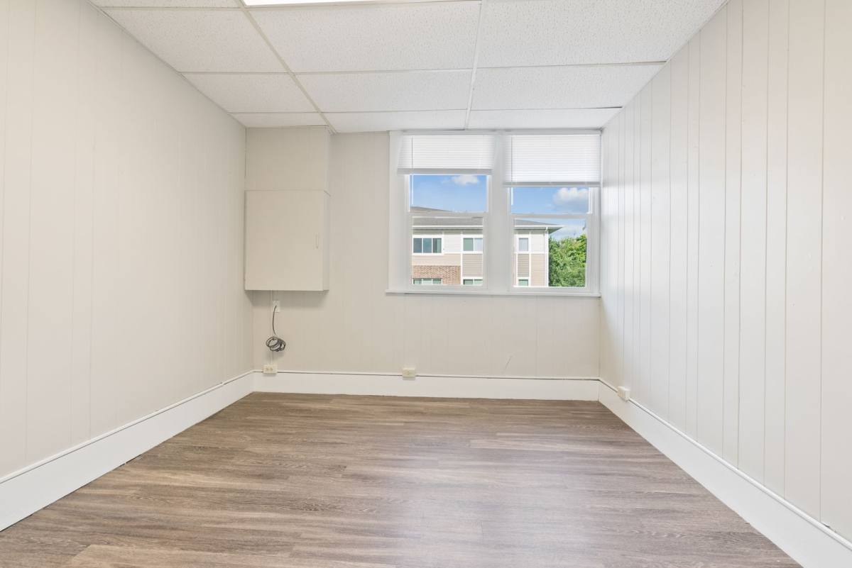 Apartment for rent at 2022 1 2 College St, Cedar Falls, IA 50613