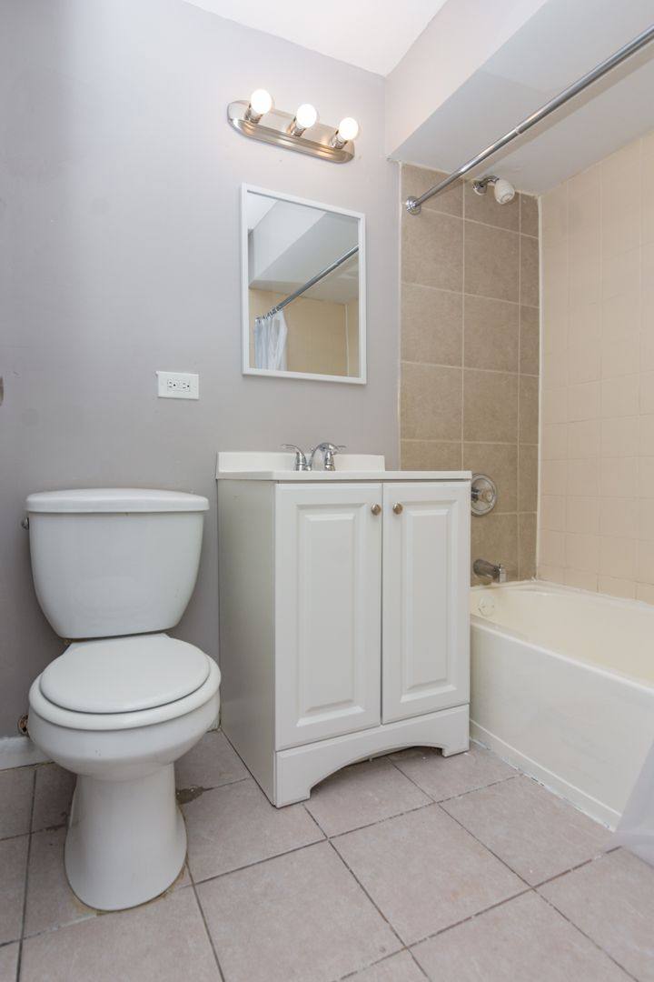 Apartment for rent at 8223 S Exchange Ave, Chicago, IL 60617