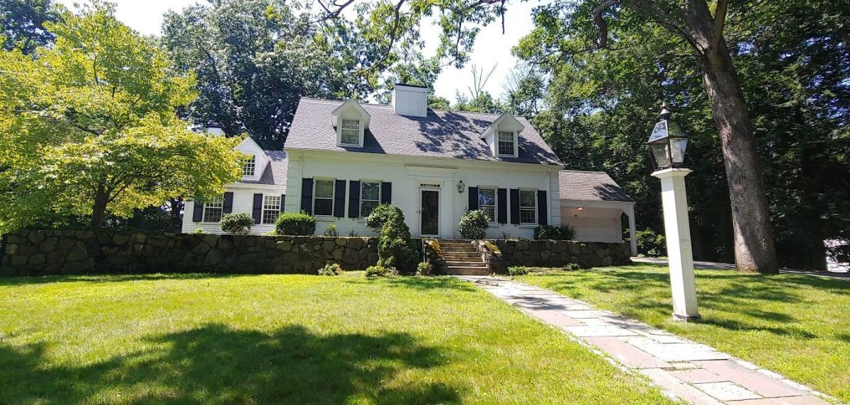 House for rent at 46 Old Colony Rd, Wellesley Hills, MA 02481