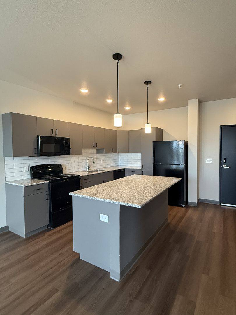 Apartment for rent at 955 W Clairemont Ave, Eau Claire, WI 54701