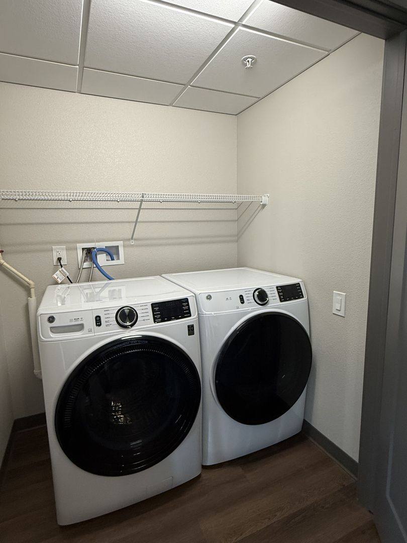 Apartment for rent at 955 W Clairemont Ave, Eau Claire, WI 54701