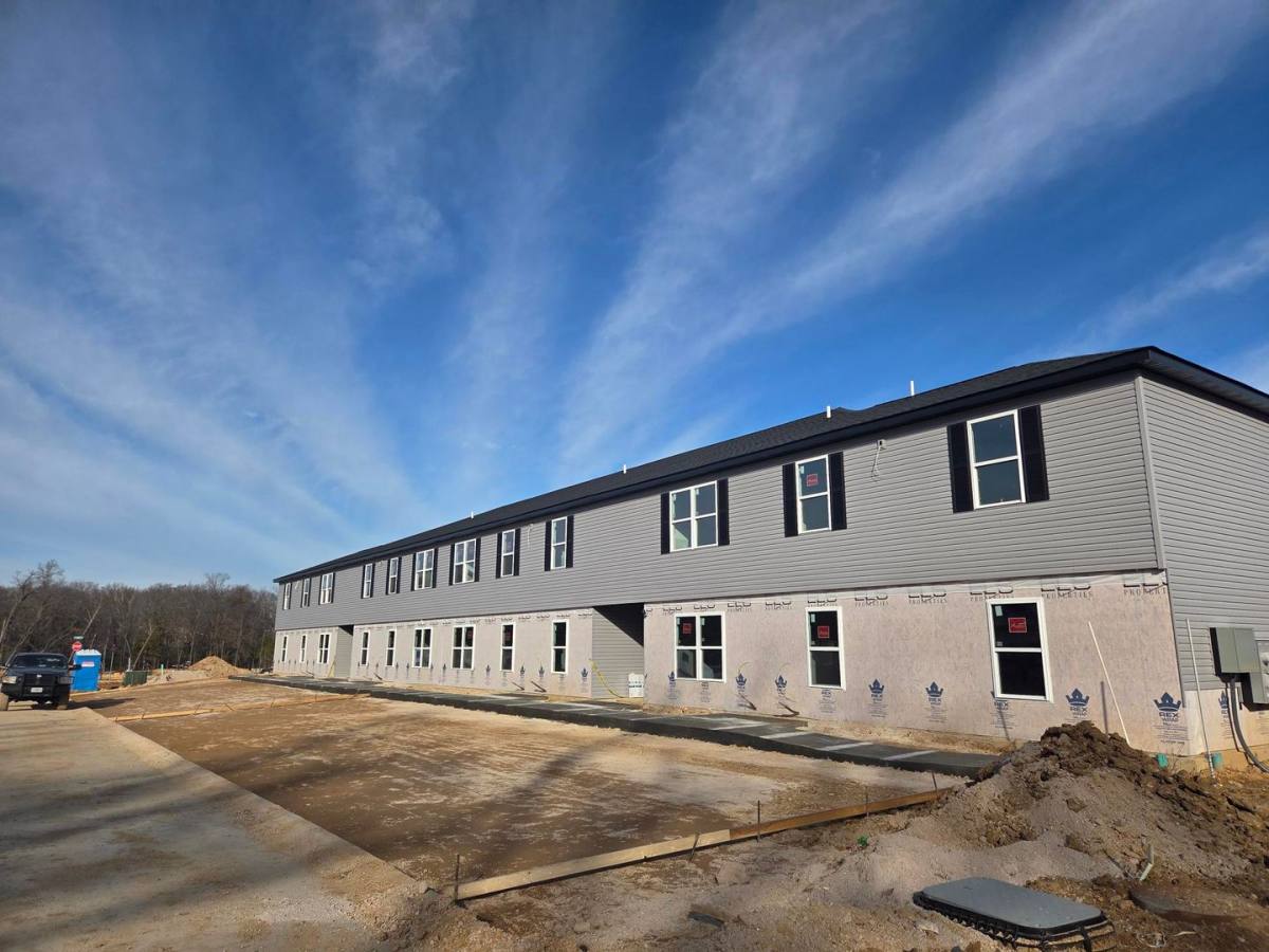 Townhouse for rent at 101 Fern Hollow Dr, Sullivan, MO 63080
