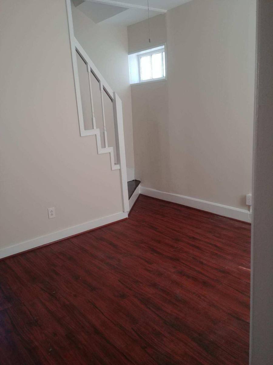 Townhouse for rent at 110 E S St #1, Frederick, MD 21701