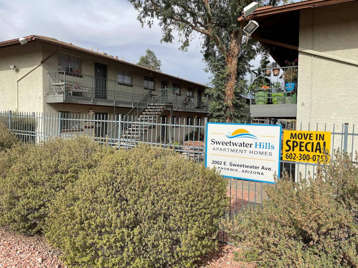 Apartment for rent at Sweetwater Hills, 2002 E Sweetwater Ave, Phoenix, AZ 85022