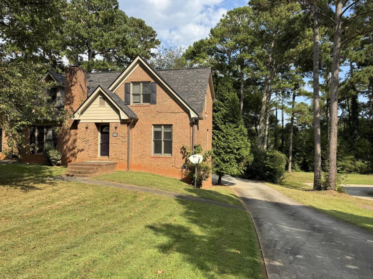 Townhouse for rent at Sentry Oaks, 19-B Sentry Oak Court #B, Stockbridge, GA 30281