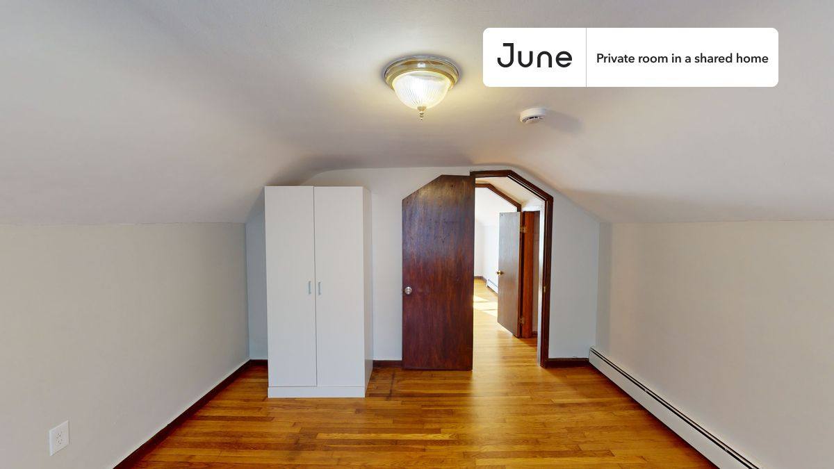Apartment for rent at 94 Spring St #C, Cambridge, MA 02141