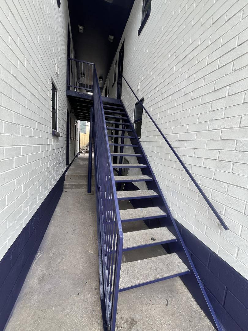 Apartment for rent at 537 Sunset Ave NW #1, Atlanta, GA 30318