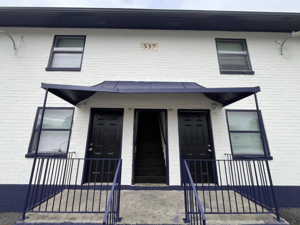Apartment for rent at 537 Sunset Ave NW #1, Atlanta, GA 30318
