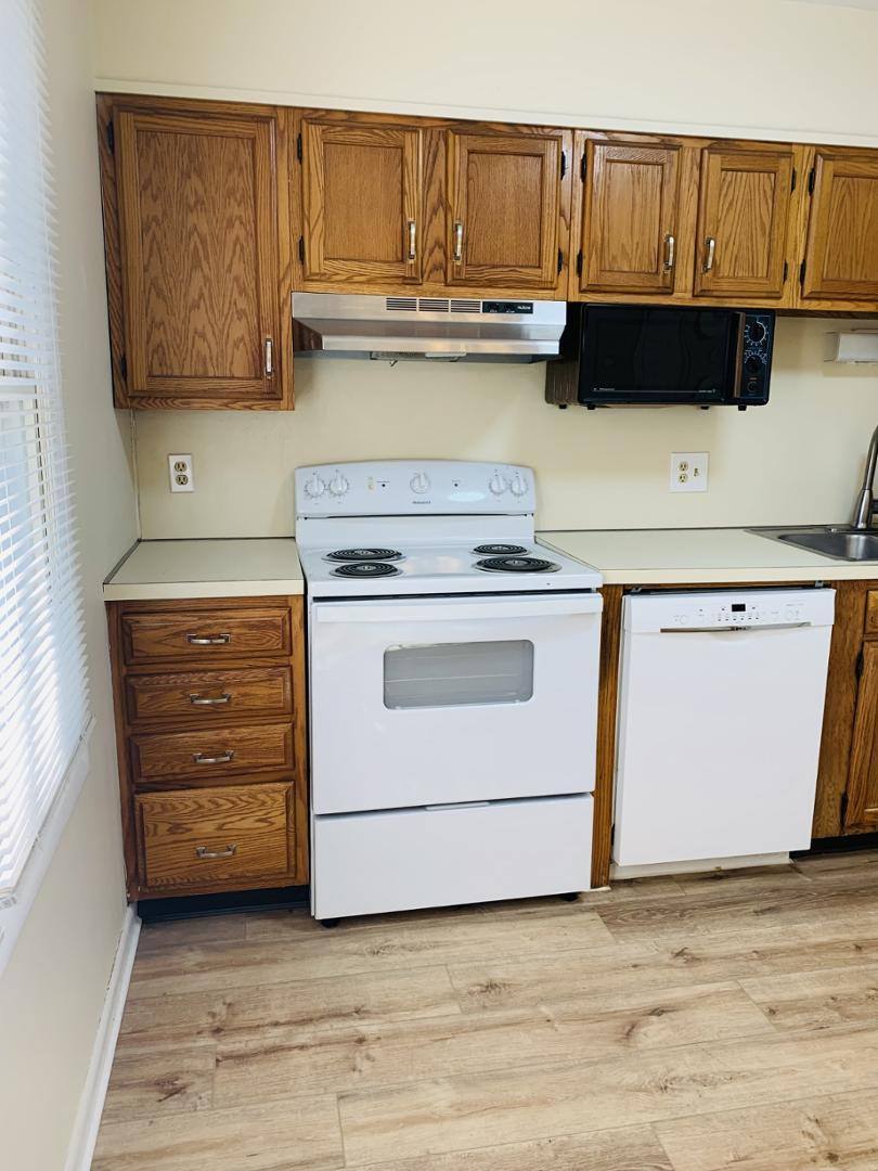 Townhouse for rent at 64 Queen Ave #64, Enola, PA 17025