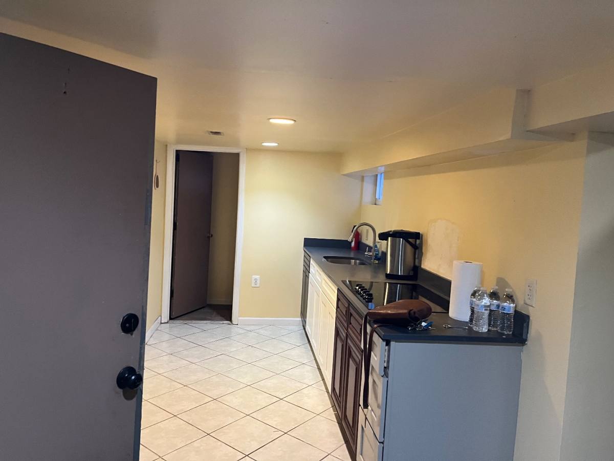 Apartment for rent at 831 E Chase St #4th, Baltimore, MD 21202