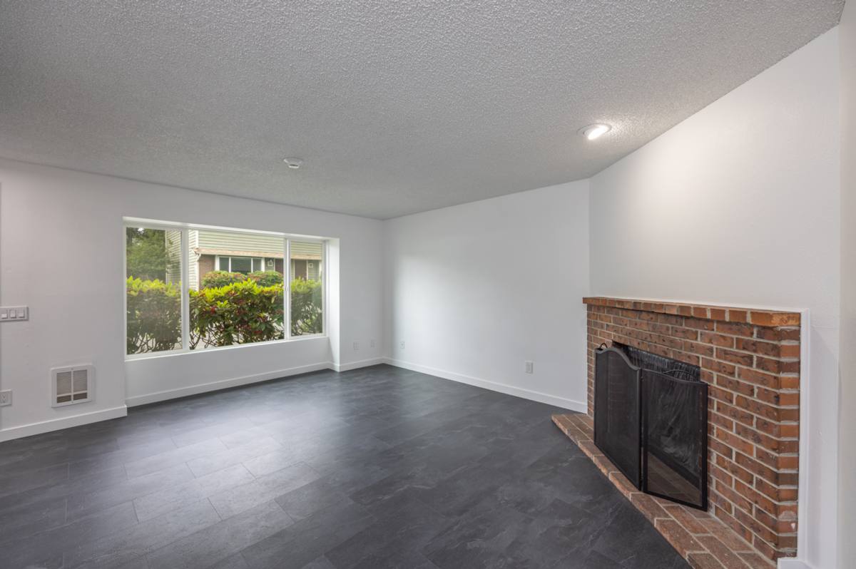 Townhouse for rent at 3700 188th St SW, Lynnwood, WA 98037