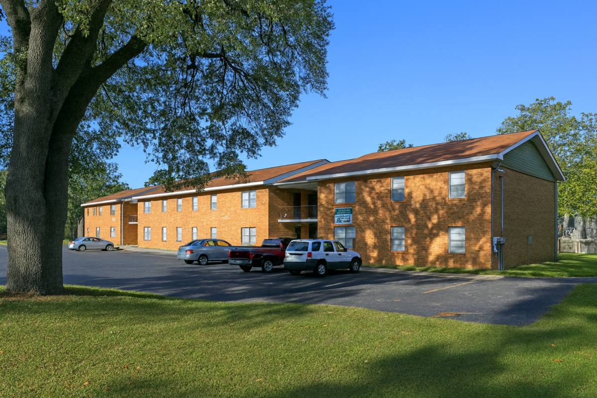 Apartment for rent at 110 N Lipona Rd, Tallahassee, FL 32304