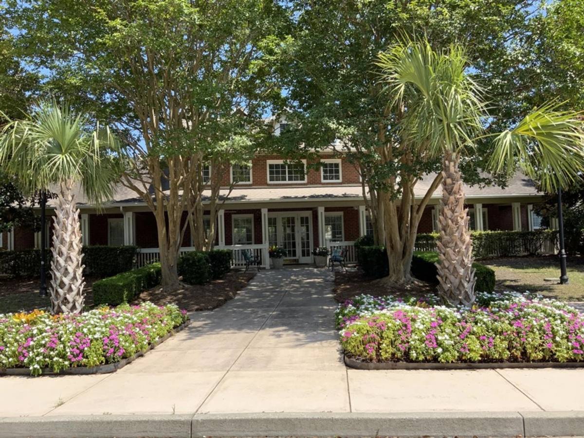 Condo for rent at 1600 Long Grove Dr, Mount Pleasant, SC 29466