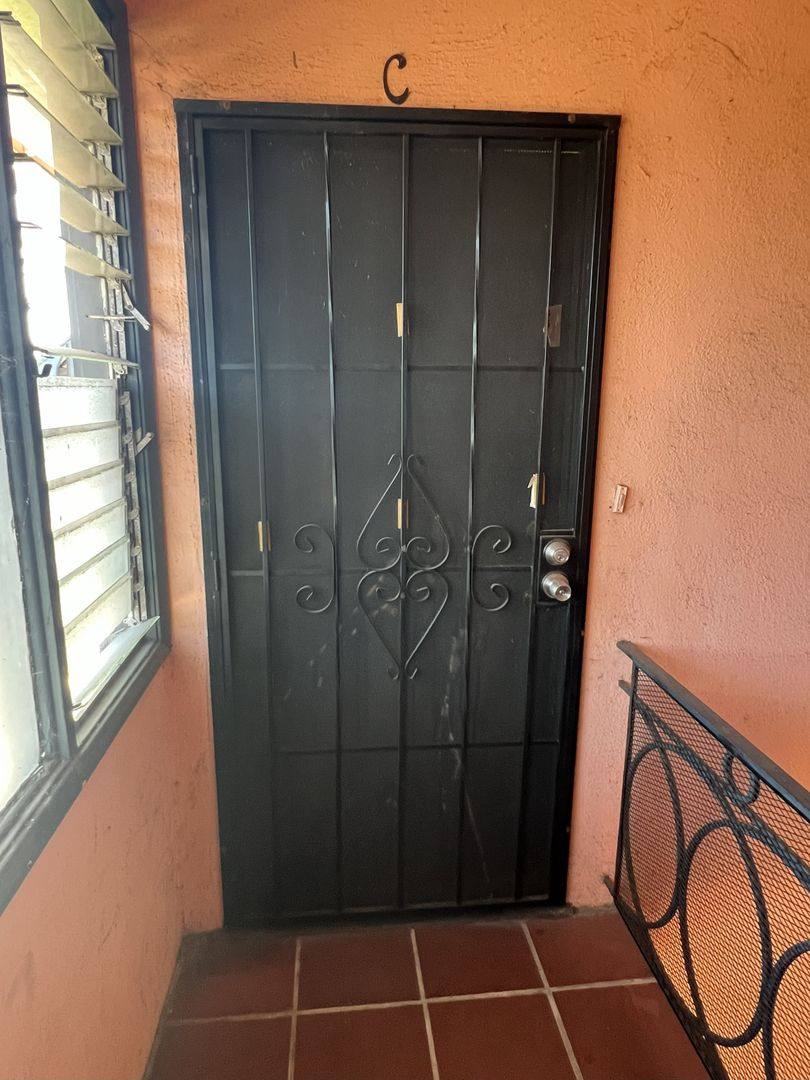 Apartment for rent at 400 N Atlantic Blvd, Alhambra, CA 91801