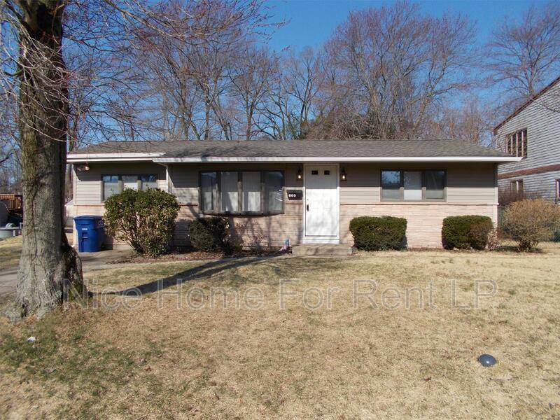 House for rent at 660 Windsor Ave, Maple Shade, NJ 08052