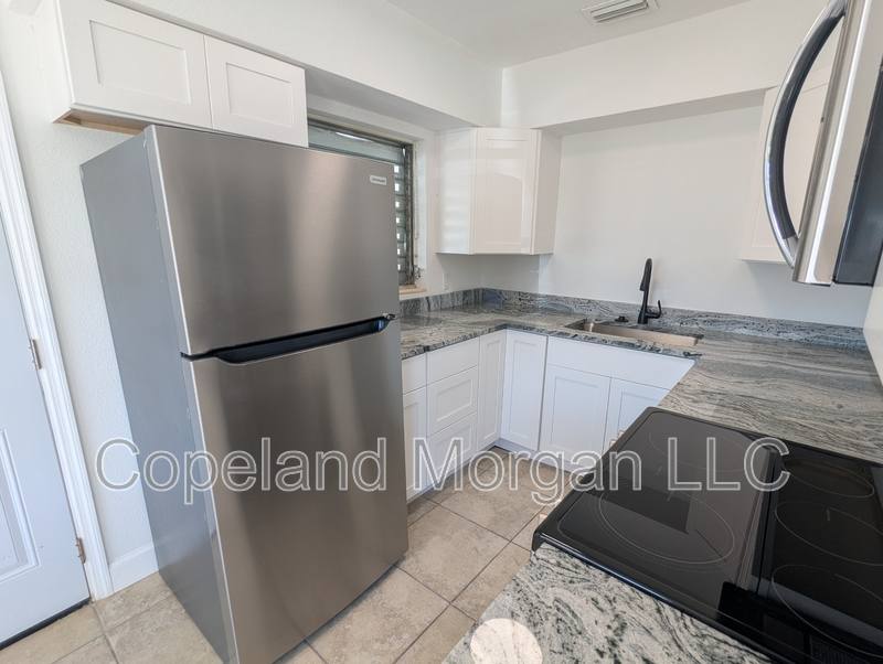 Apartment for rent at 4525 29th Ave S, Saint Petersburg, FL 33711