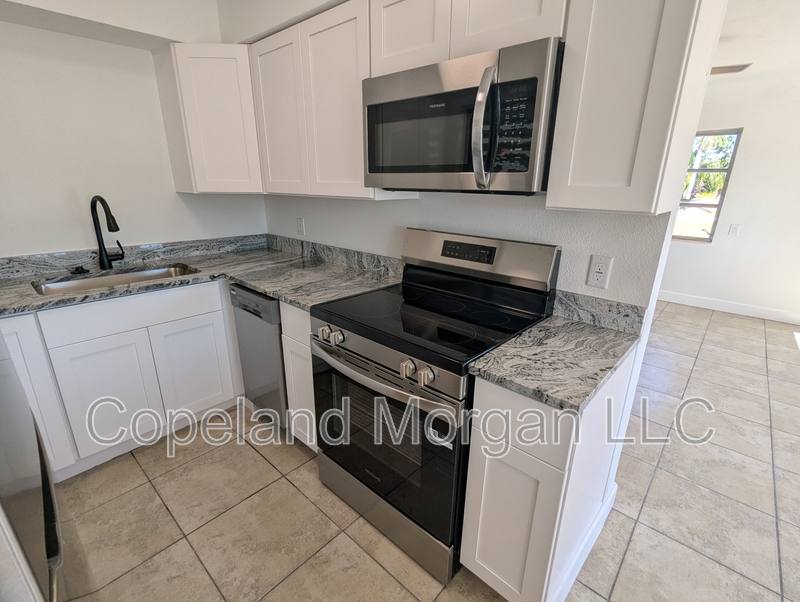 Apartment for rent at 4525 29th Ave S, Saint Petersburg, FL 33711