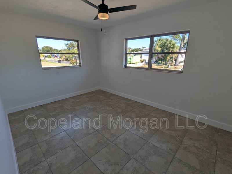 Apartment for rent at 4525 29th Ave S, Saint Petersburg, FL 33711