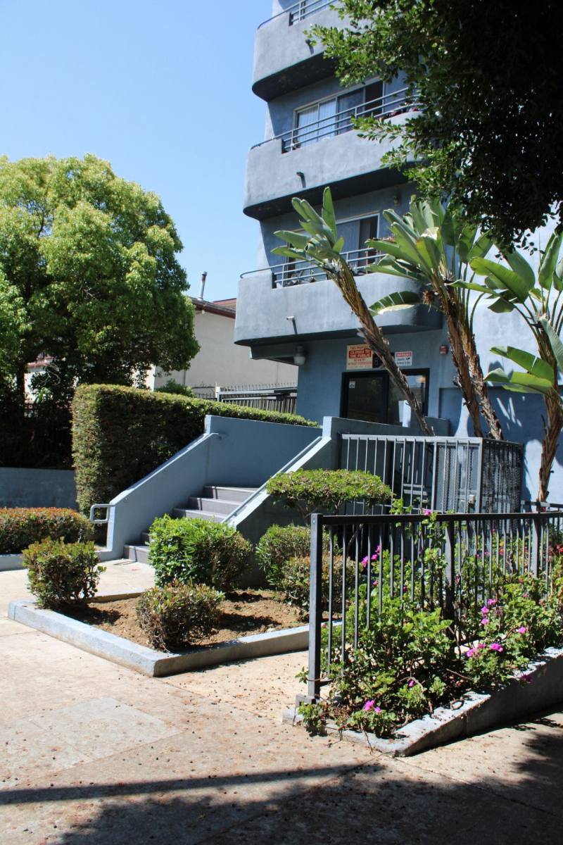 Apartment for rent at 833 S Berendo St, Los Angeles, CA 90005