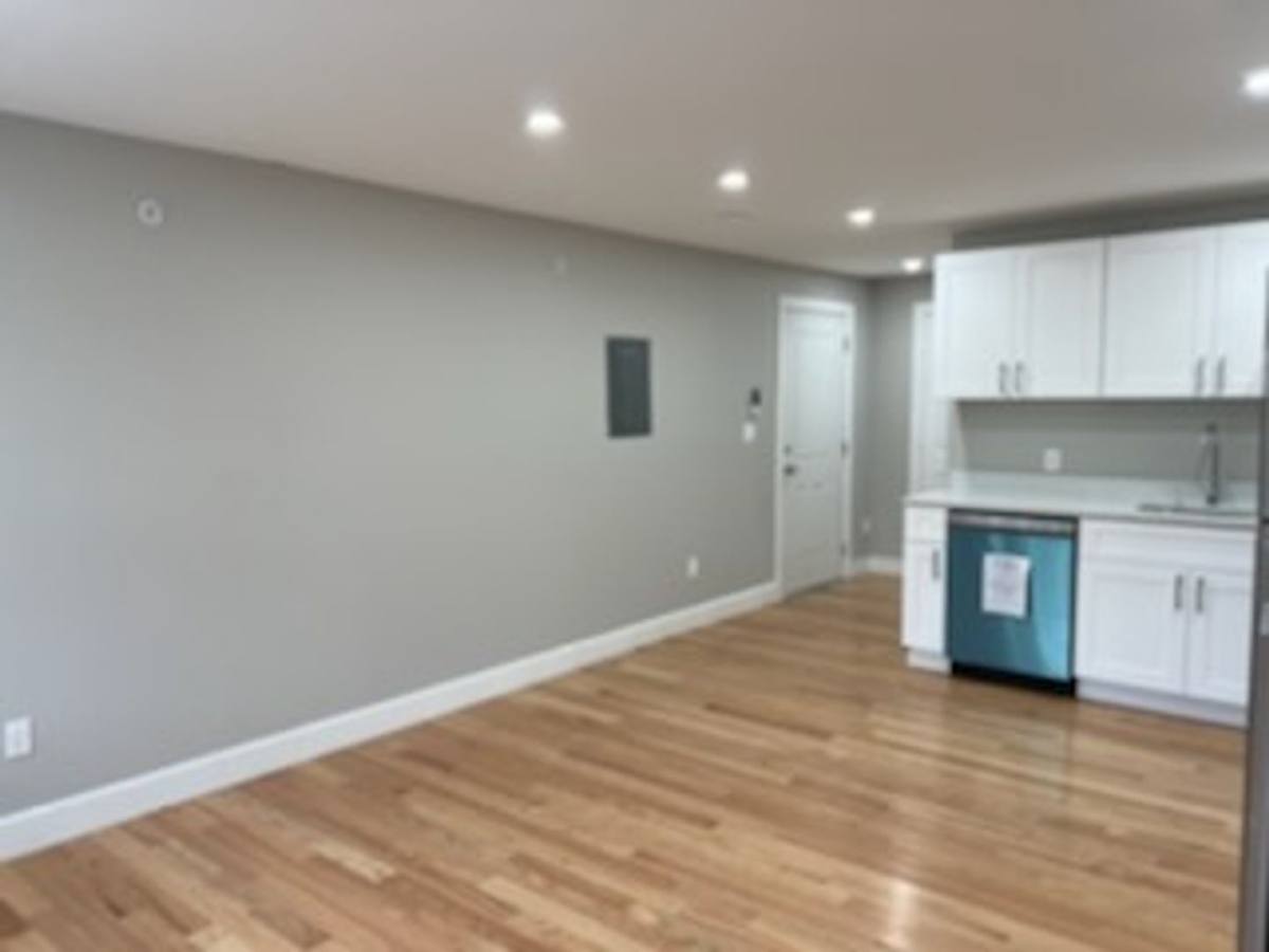 Apartment for rent at 525 Clinton Ave, Albany, NY 12206