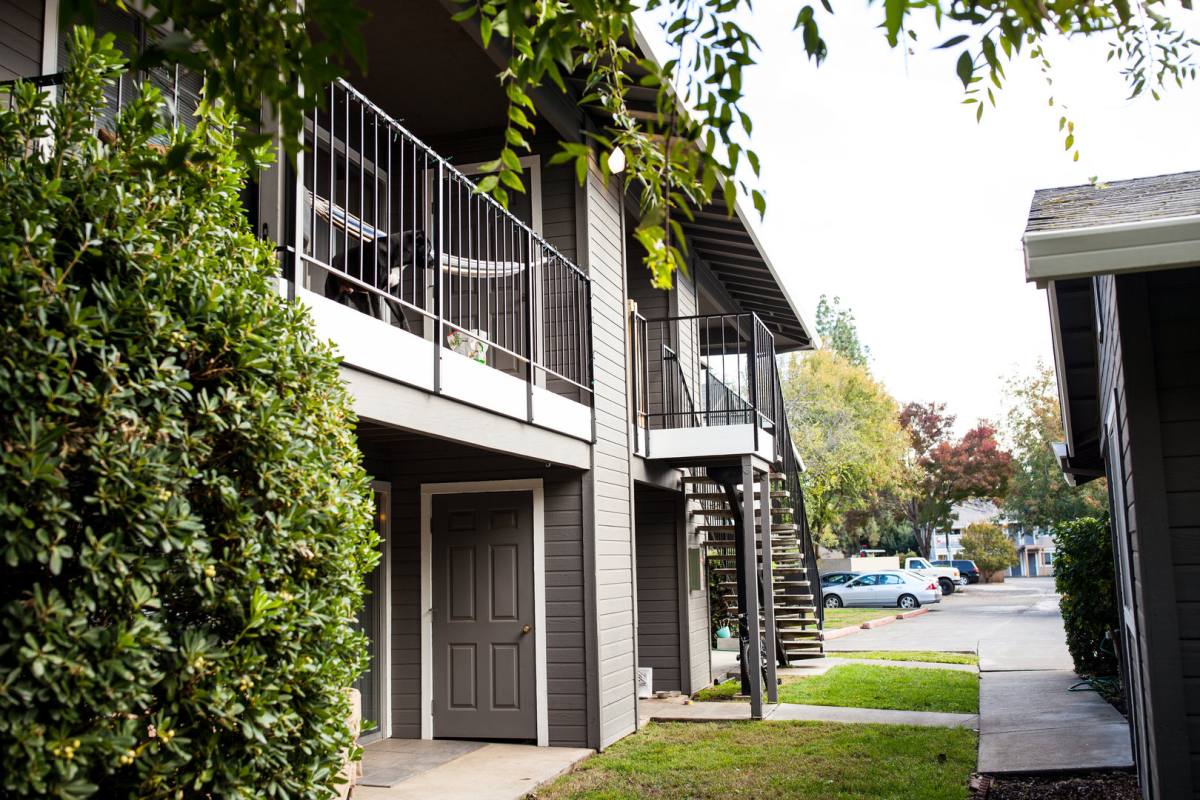Apartment for rent at 1136 W 1st St, Chico, CA 95928