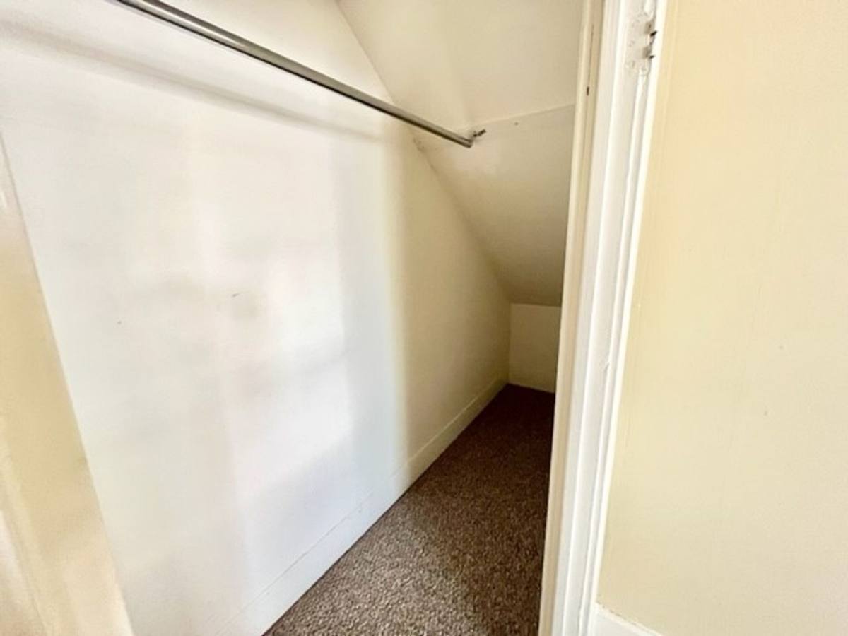 Apartment for rent at 631 W 5th St, Chico, CA 95928