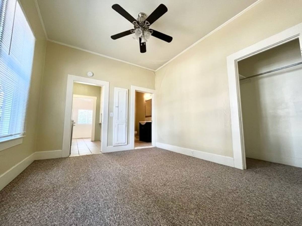 Apartment for rent at 631 W 5th St, Chico, CA 95928