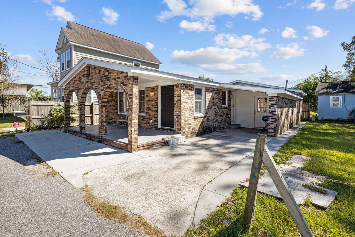 House for rent at 2023 Four Mile Lane, North Charleston, SC 29405