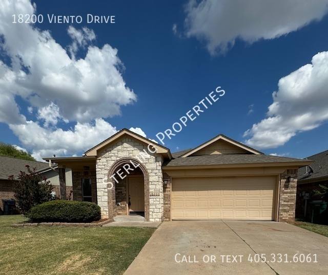 House for rent at 18200 Viento Dr, Edmond, OK 73012