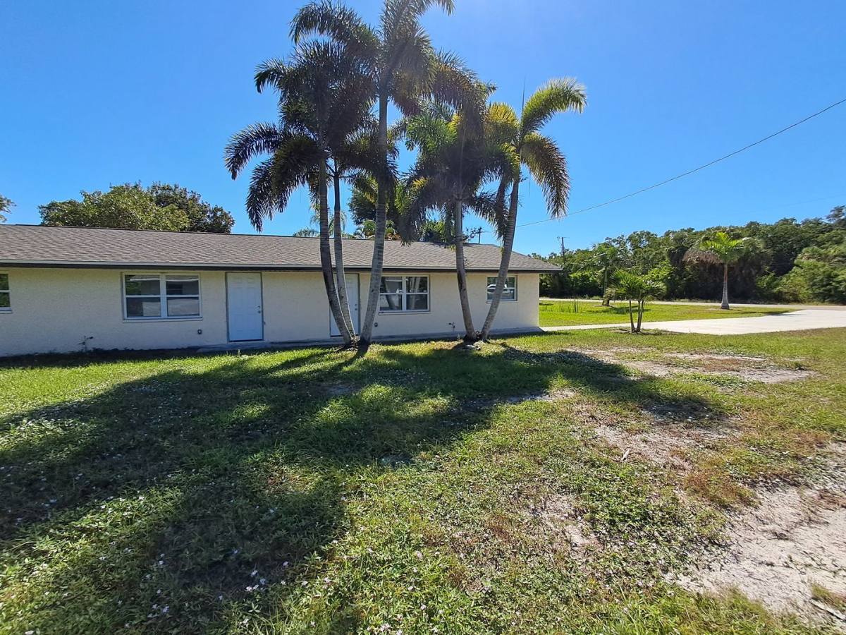 Apartment for rent at 1042-1056 Old Bridge Rd, North Fort Myers, FL 33917