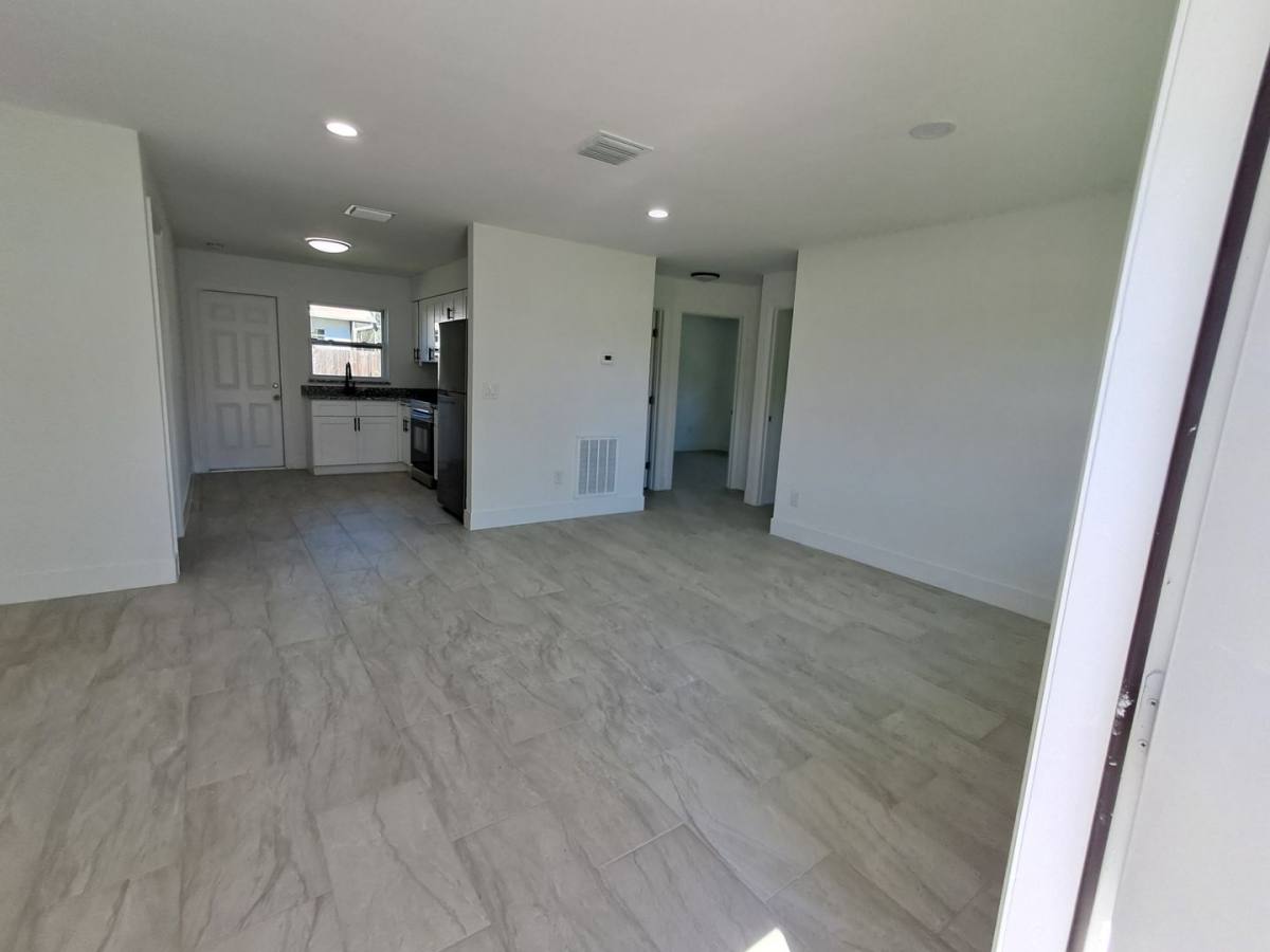 Apartment for rent at 1042-1056 Old Bridge Rd, North Fort Myers, FL 33917