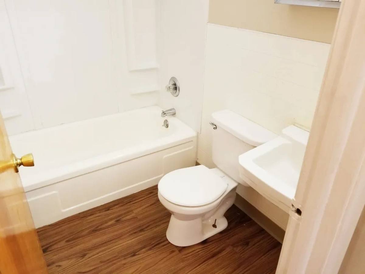 Apartment for rent at 250 River St, Kent, OH 44240