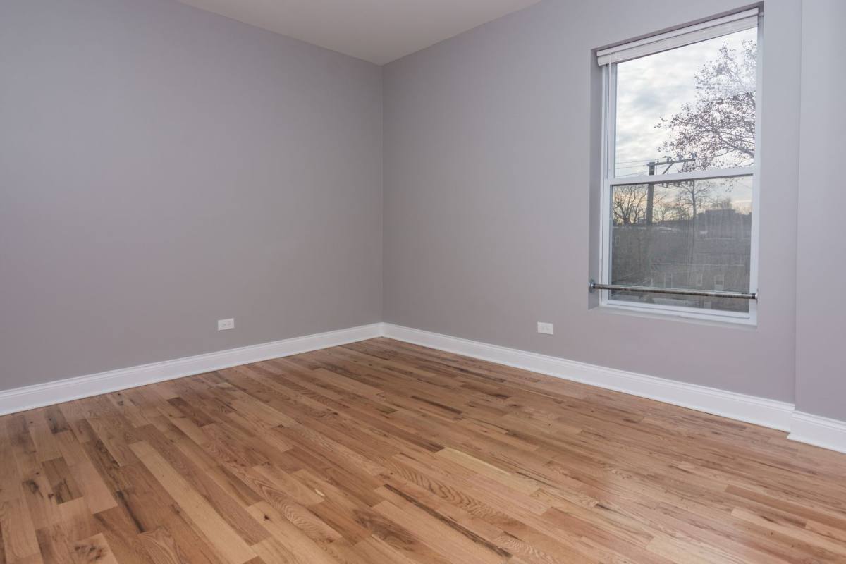 Apartment for rent at 848 W 61st St #3, Chicago, IL 60621