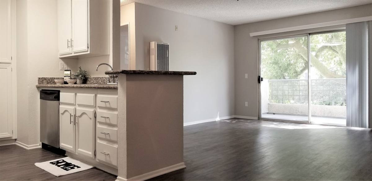 Apartment for rent at 13947 Paramount Blvd, Paramount, CA 90723
