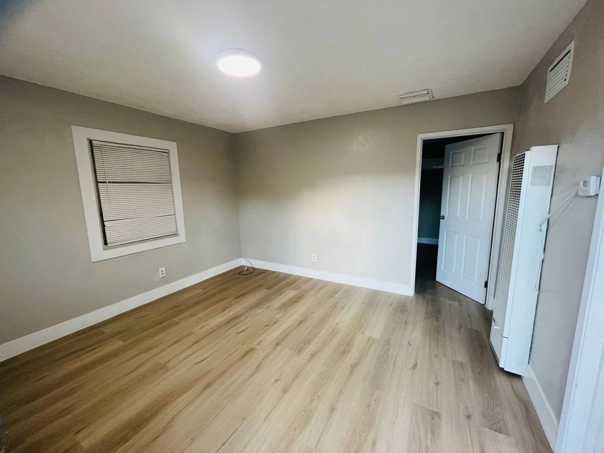 Apartment for rent at 133 W Williams St, Barstow, CA 92311