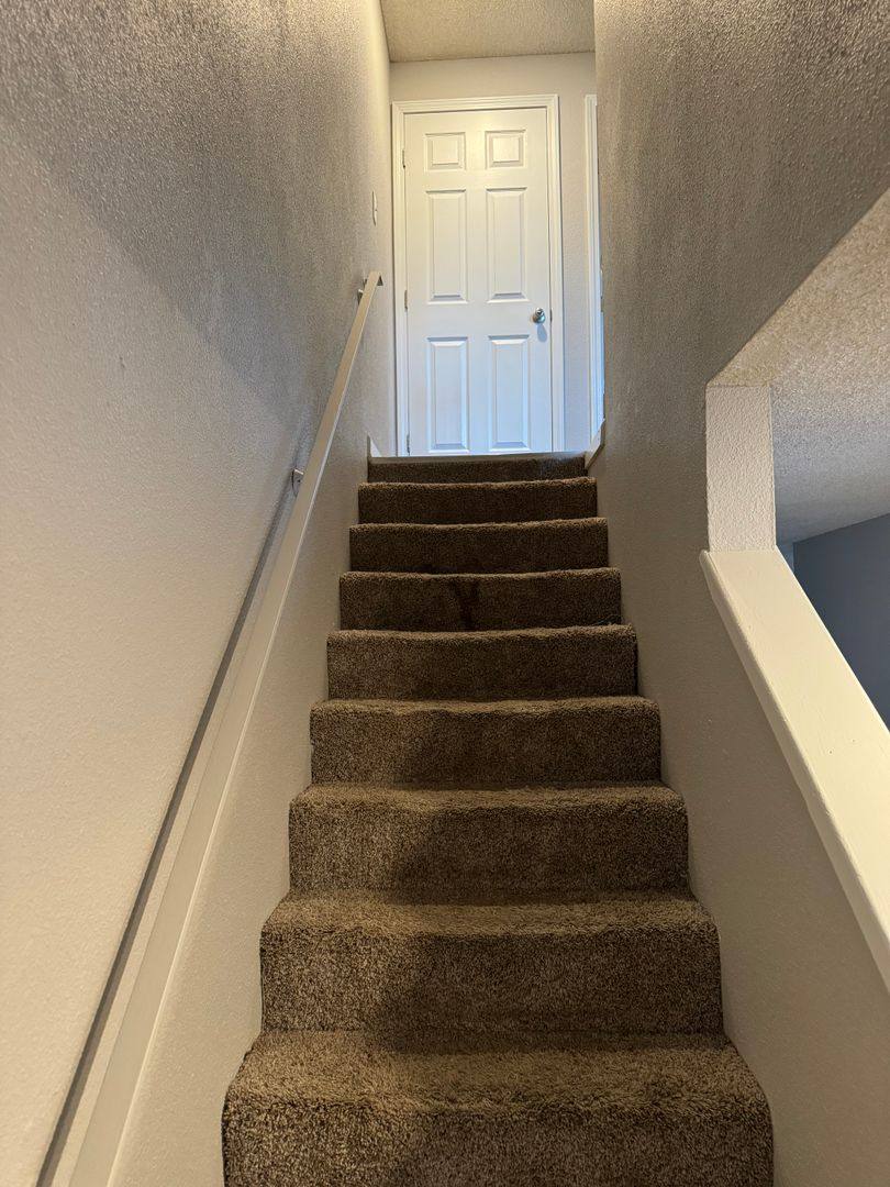 Townhouse for rent at 1896 NE Highway 99W, McMinnville, OR 97128