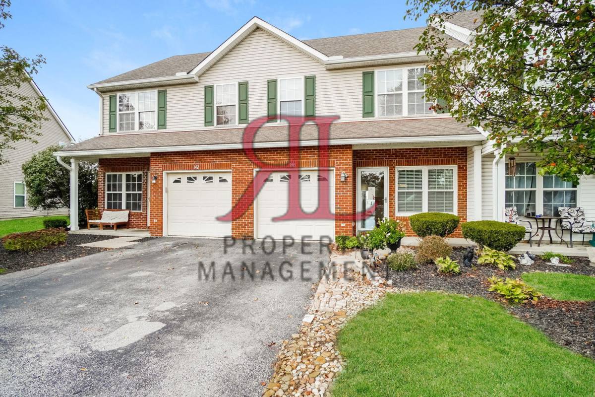 Townhouse for rent at 146 Portrait Circle, Pickerington, OH 43147