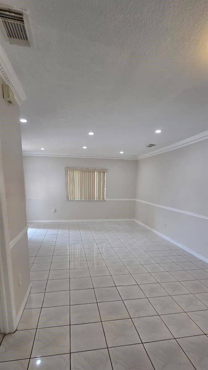 House for rent at 7640 NW 182nd Terrace #108, Hialeah, FL 33015