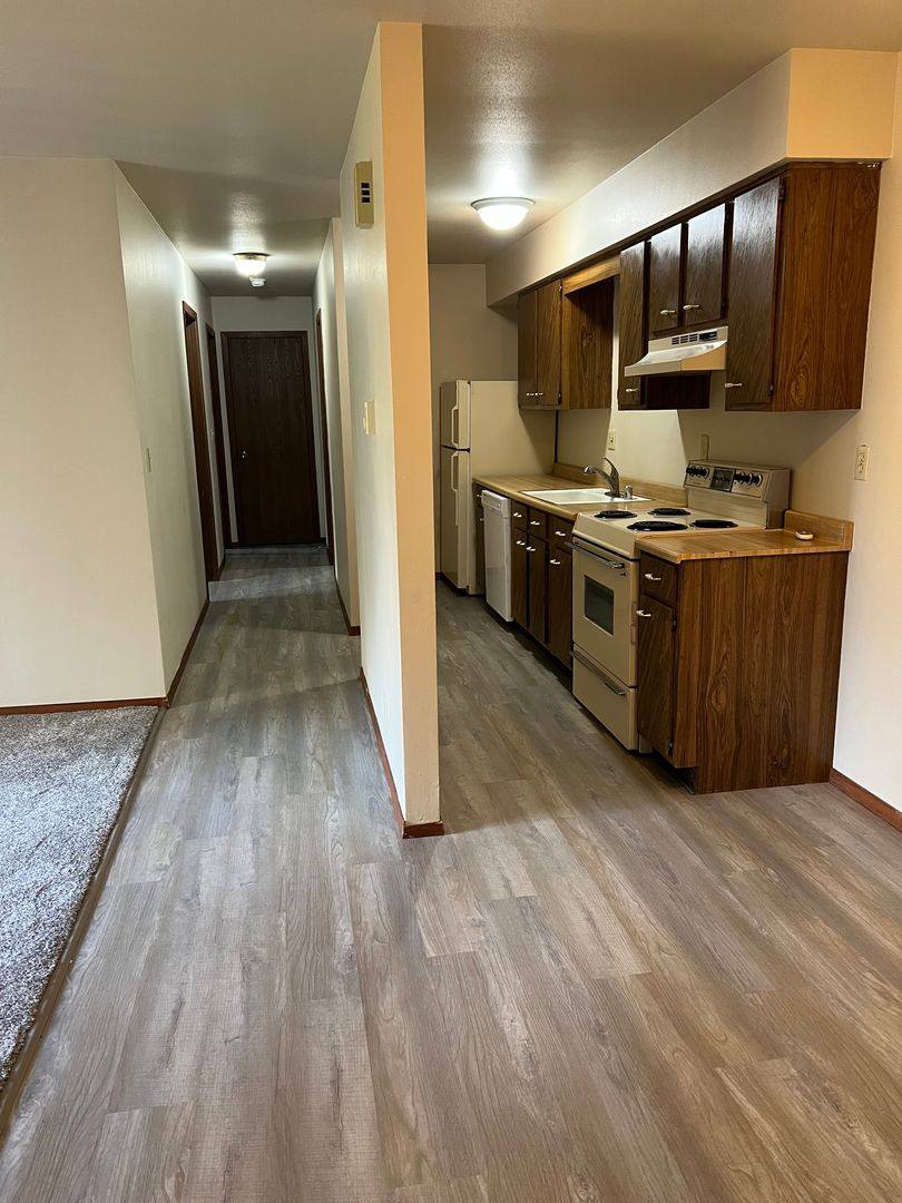 7572 Cherryvale N Blvd, Cherry Valley, IL 61016 - Apartment For Rent