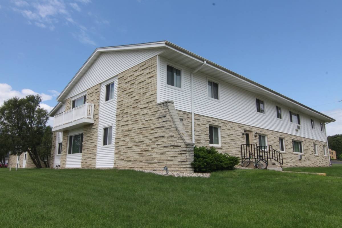 Apartment for rent at 1300 1400 Sixth Ave, Stevens Point, WI 54481