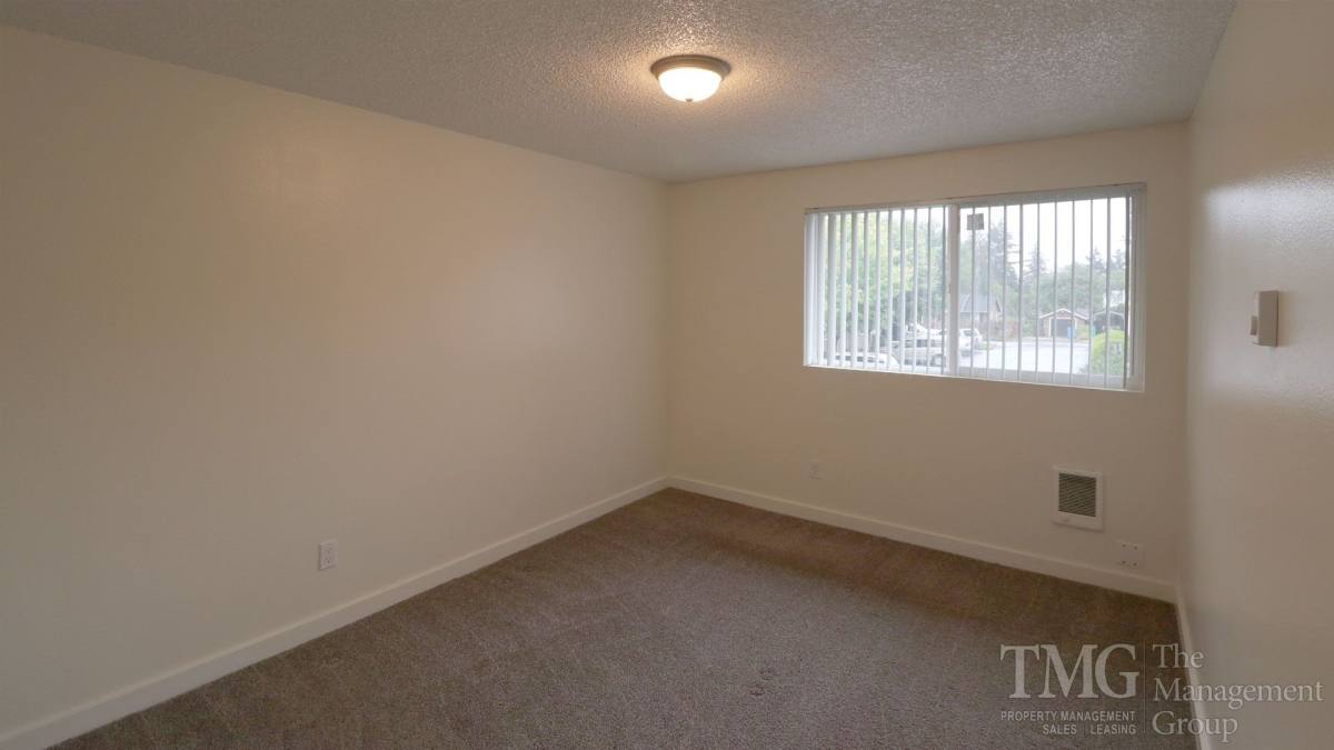 Apartment for rent at 2610 R St, Vancouver, WA 98663